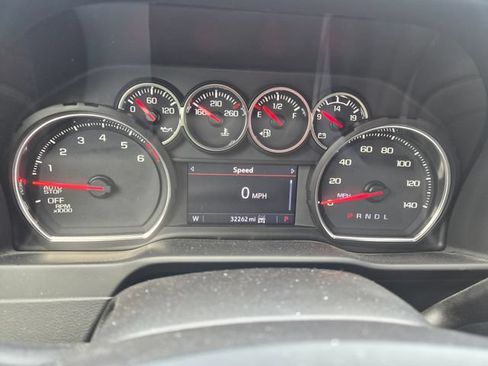 Used 2021 Chevrolet Silverado 1500 RST AWD/4WD image 18