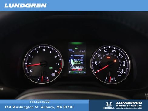 Used 2022 Toyota RAV4 XLE Premium AWD/4WD image 6