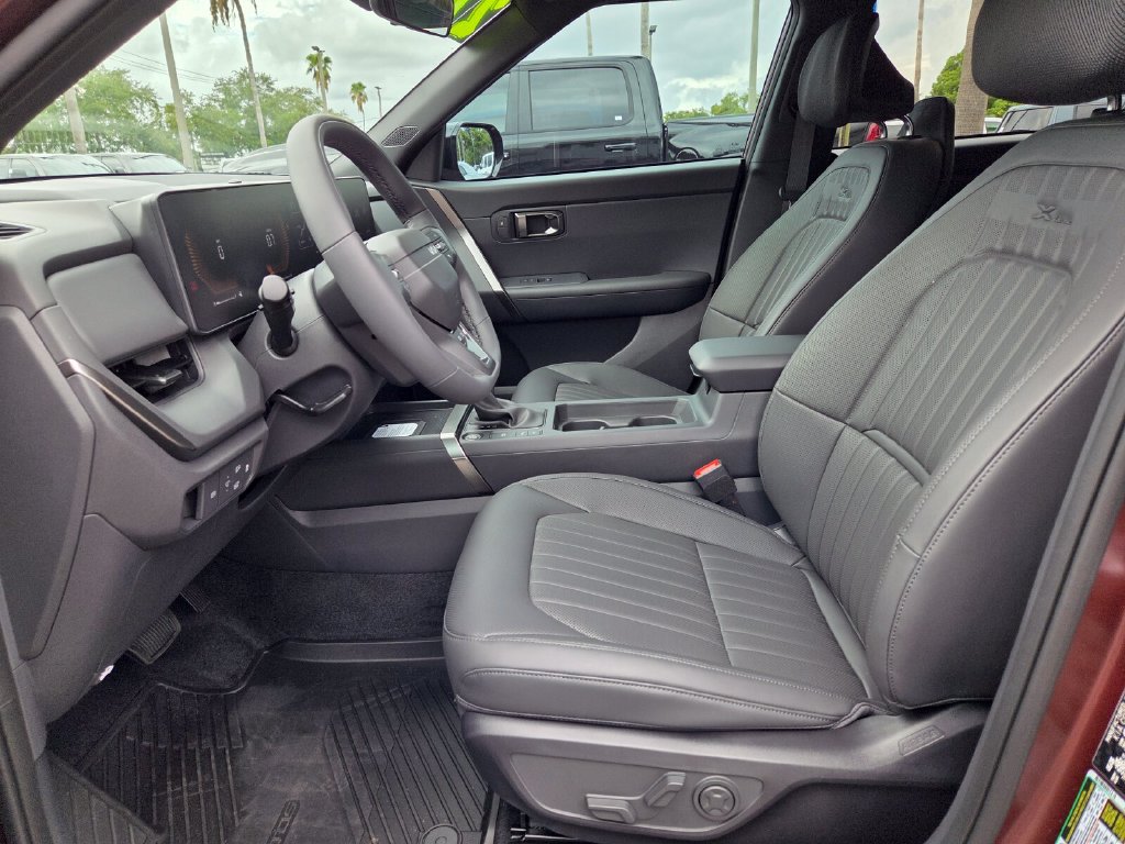 Used 2027 Kia Seltos X-Line S w/ X-Line S Premium Package AWD/4WD image 12