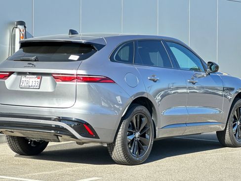 Used 2025 Jaguar F-PACE R-Dynamic S image 5