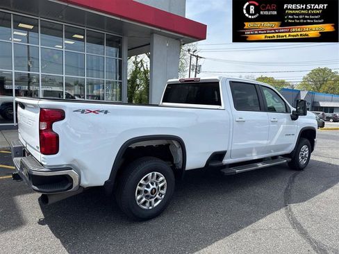 Used 2024 Chevrolet Silverado 2500 LT AWD/4WD image 7