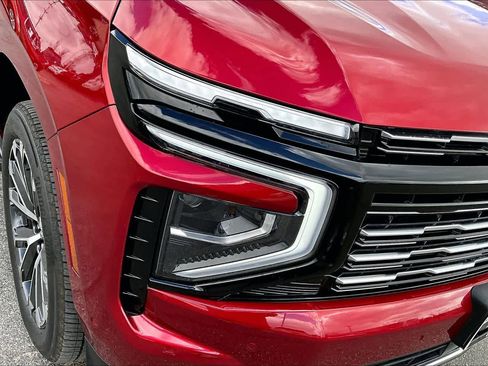 Used 2025 Chevrolet Tahoe High Country image 28