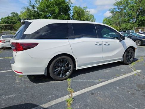 Used 2024 Honda Odyssey Sport image 7