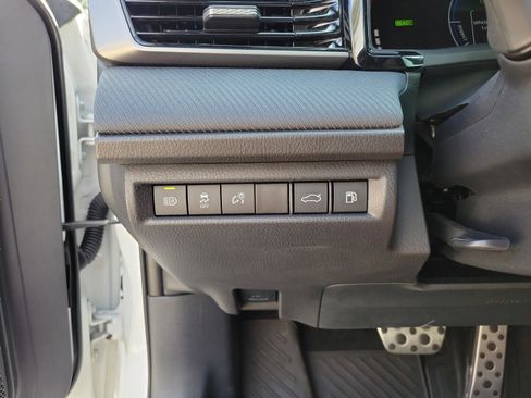 Certified 2025 Toyota Camry SE w/ Convenience Package FWD image 20