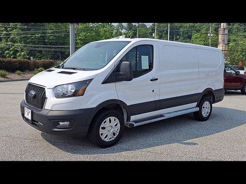 Certified 2025 Ford Transit 250 Low Roof w/ Exterior Upgrade Package RWD image 4
