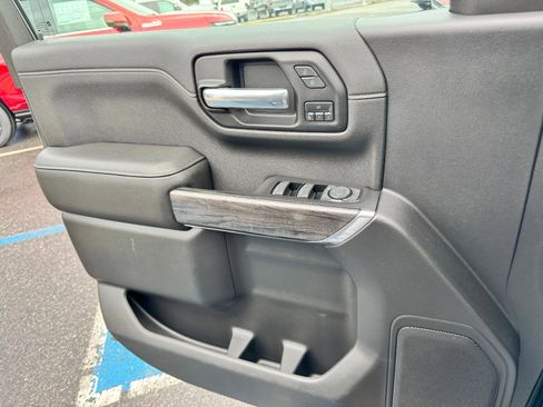 Used 2019 Chevrolet Silverado 1500 LTZ w/ LTZ Plus Package image 27