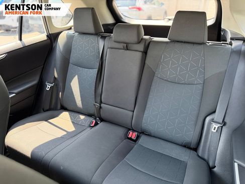 Used 2025 Toyota RAV4 XLE AWD/4WD image 27