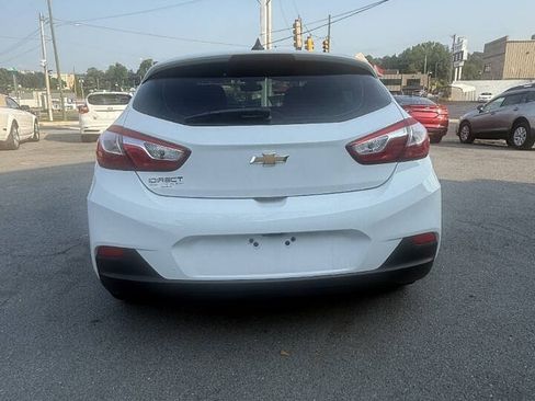 Used 2019 Chevrolet Cruze LS w/ LS Convenience Package FWD image 3