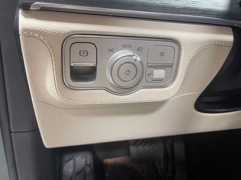 Used 2026 Mercedes-Benz GLE 450 4MATIC image 19