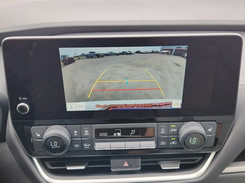 Used 2024 Toyota Grand Highlander XLE image 21