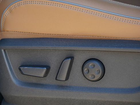 New 2026 INFINITI QX80 Luxe w/ Cargo Package image 19