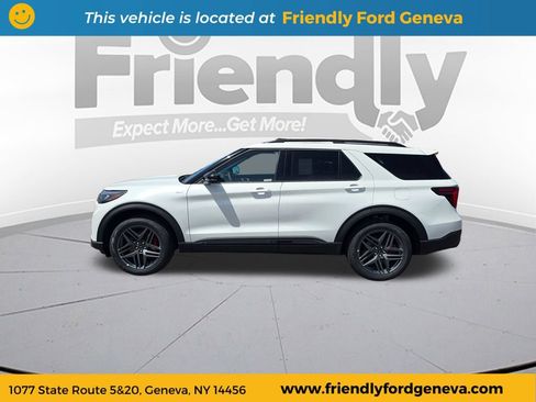 Used 2026 Ford Explorer ST-Line w/ ST-Line Street Pack AWD/4WD image 8