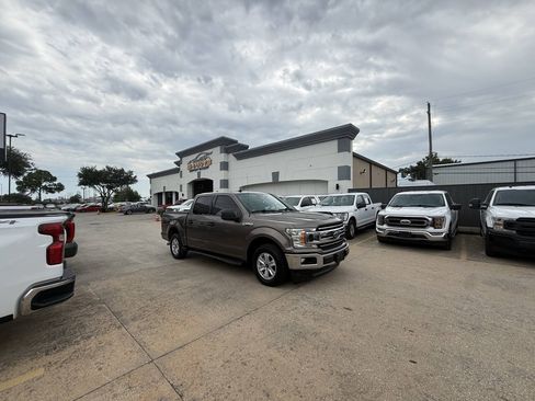 Used 2020 Ford F150 XLT w/ Equipment Group 301A Mid RWD image 43