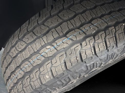 Used 2024 Chevrolet Traverse Z71 AWD/4WD image 39