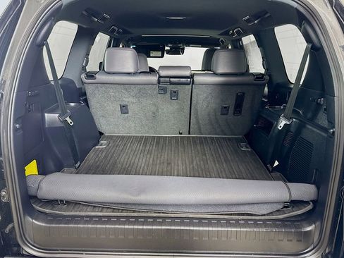 Used 2023 Lexus GX 460 Premium w/ Premium Package AWD/4WD image 25