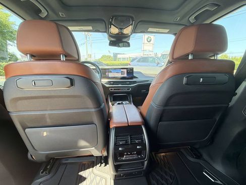 Used 2024 BMW X5 xDrive40i w/ M Sport Package AWD/4WD image 20