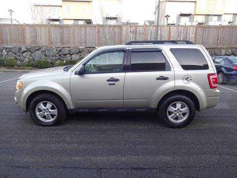Used 2012 Ford Escape XLT image 6