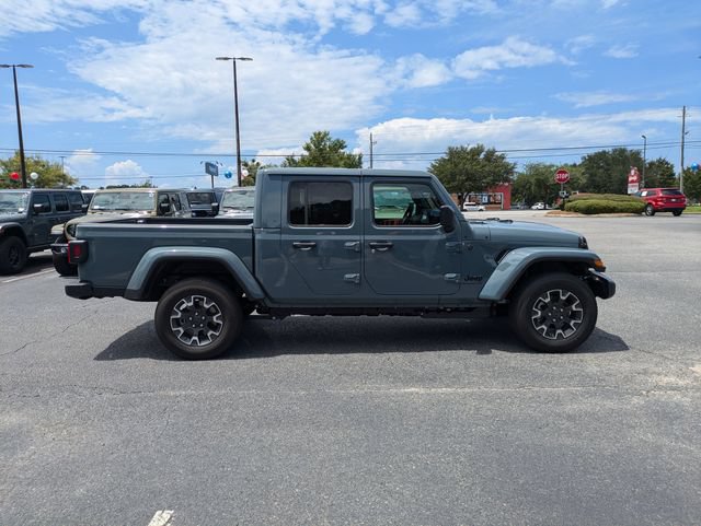 New 2026 Jeep Gladiator Sport AWD/4WD image 3