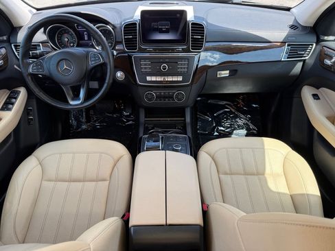Used 2019 Mercedes-Benz GLS 450 4MATIC image 12