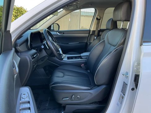 Used 2024 Hyundai Palisade SEL FWD image 9