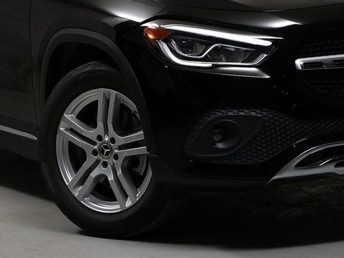 Used 2023 Mercedes-Benz GLA 250 4MATIC image 5