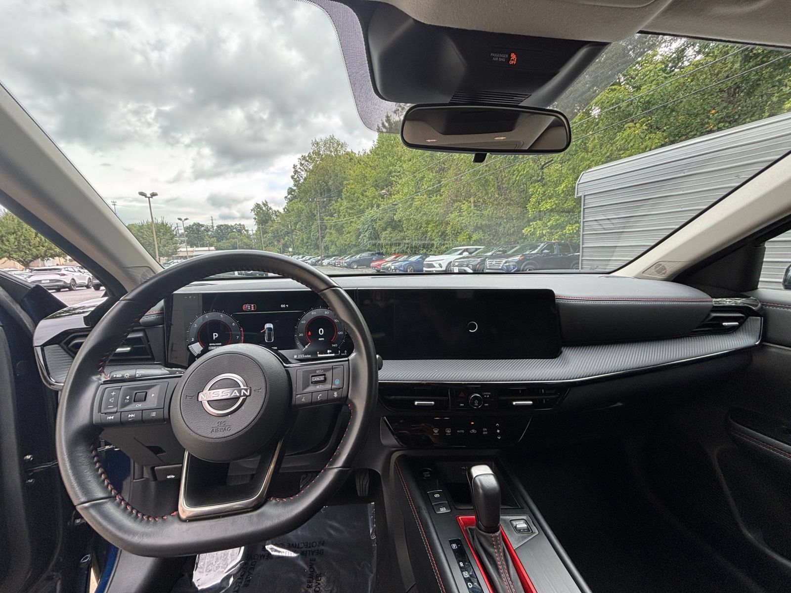 Used 2026 Nissan Kicks SR AWD/4WD image 29