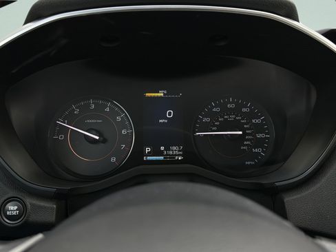 Used 2019 Subaru Crosstrek 2.0i Premium w/ Eyesight System AWD/4WD image 13