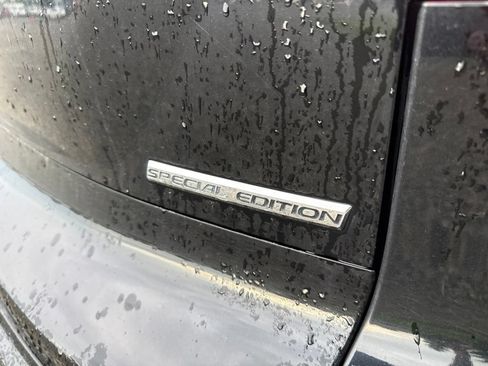 Used 2011 Honda CR-V SE image 4