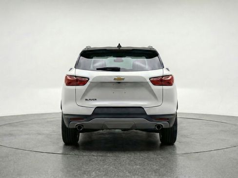 Used 2025 Chevrolet Blazer LT FWD image 7