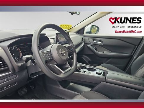 Used 2024 Nissan Rogue SV AWD/4WD image 15