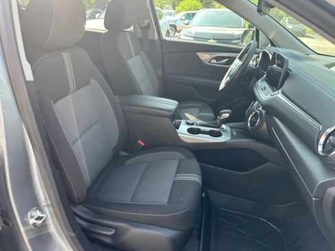 Used 2024 Chevrolet Blazer LT w/ Convenience Package FWD image 31