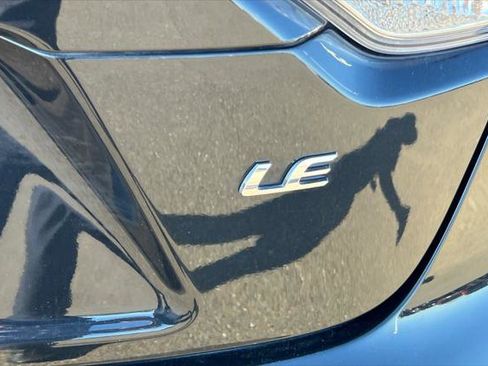 Certified 2021 Toyota Corolla LE image 7