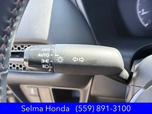 Certified 2025 Honda HR-V Sport image 13