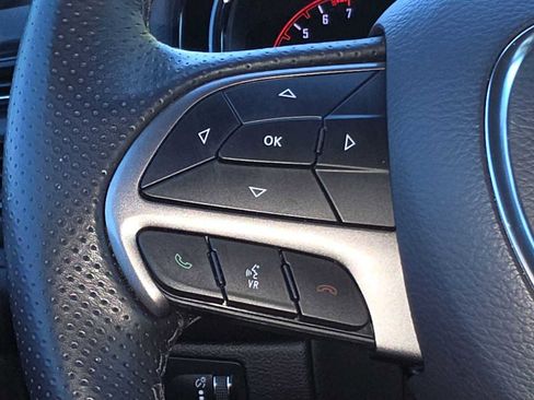 Used 2024 Dodge Durango SXT w/ SXT Blacktop Group image 28