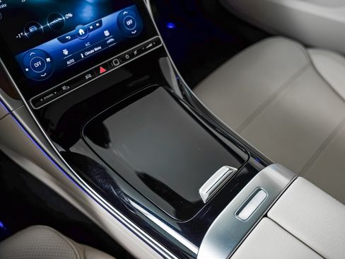 Certified 2023 Mercedes-Benz C 300 Sedan image 19