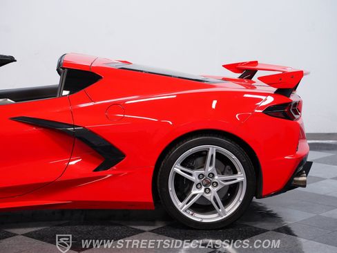 Used 2021 Chevrolet Corvette Stingray Preferred Cpe w/ Z51 Performance Package RWD image 21