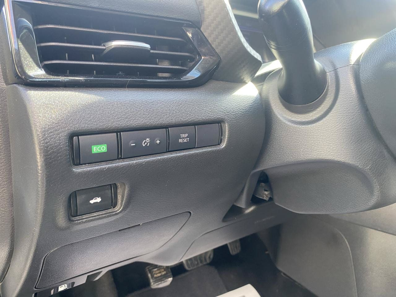 Used 2021 Nissan Sentra SV FWD image 21