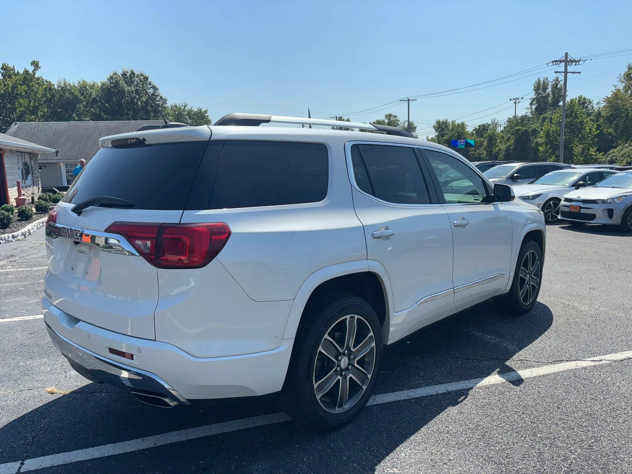 Used 2018 GMC Acadia Denali w/ Technology Package FWD image 5