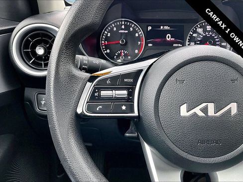 Used 2024 Kia Forte LXS w/ LXS Technology Package image 11