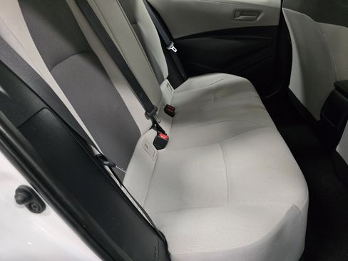 Certified 2022 Toyota Corolla LE image 16