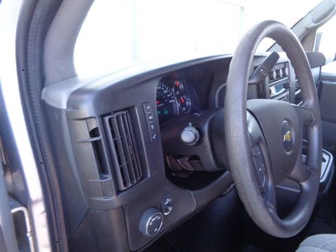 Used 2014 Chevrolet Express 3500 LT w/ LT Preferred Equipment Group RWD image 34