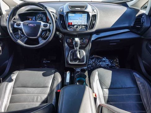 Used 2017 Ford C-MAX Energi Titanium image 11