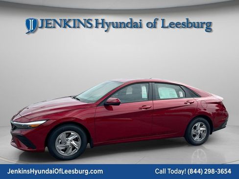 New 2026 Hyundai Elantra SE image 10