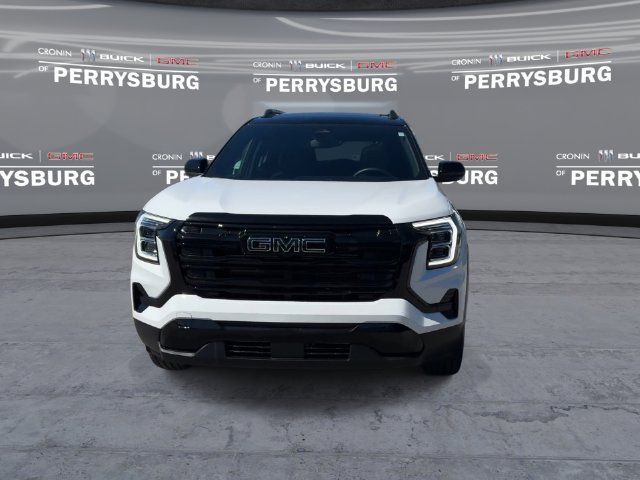 Used 2026 GMC Terrain Elevation w/ Elevation Premium Package FWD image 3