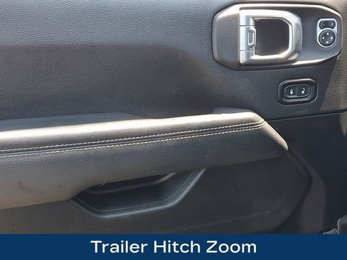 Used 2020 Jeep Gladiator Overland AWD/4WD image 23