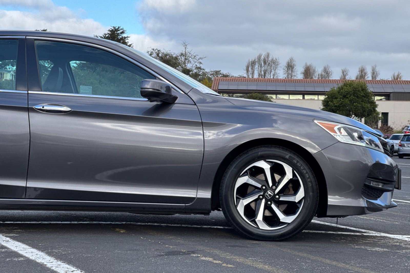 Used 2016 Honda Accord EX-L image 33