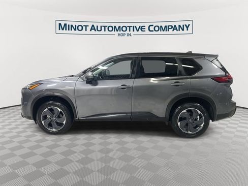 Used 2025 Nissan Rogue SV AWD/4WD image 5