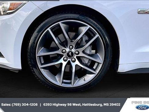 Used 2016 Ford Mustang GT Premium image 7