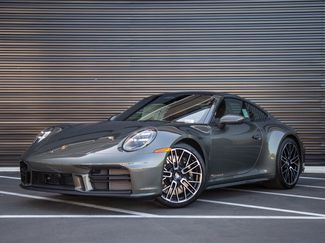 Used 2026 Porsche 911 Carrera S RWD video 1