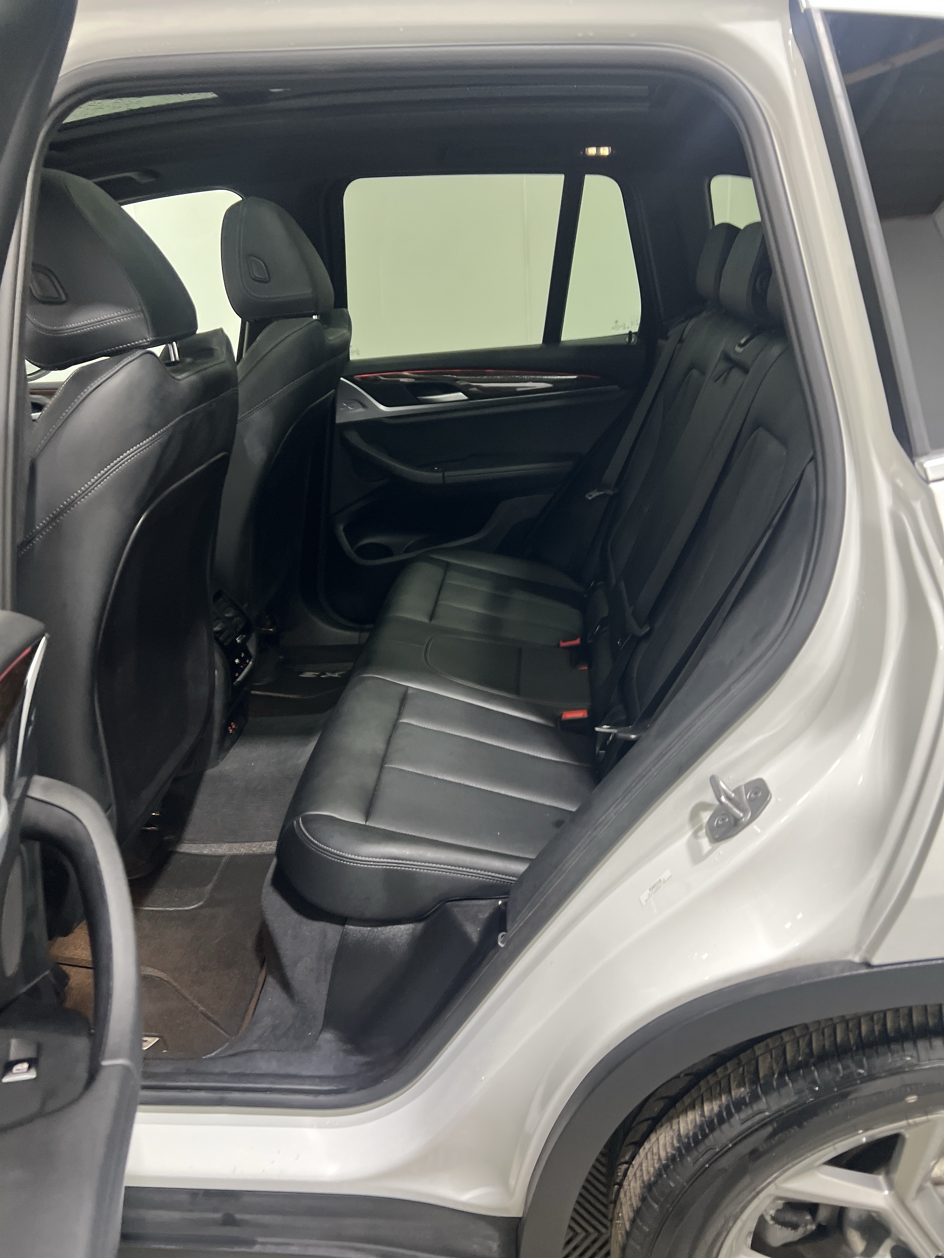 Used 2022 BMW X3 xDrive30i AWD/4WD image 13